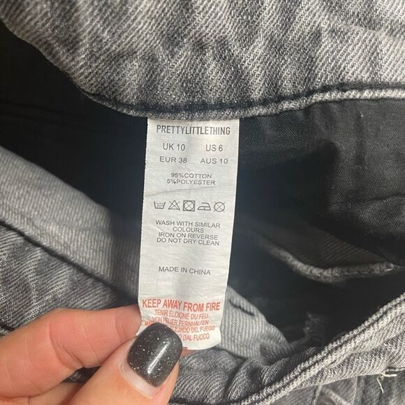 PRETTYLITTLETHING High Rise Jeans Size 6 - Picture 6 of 6